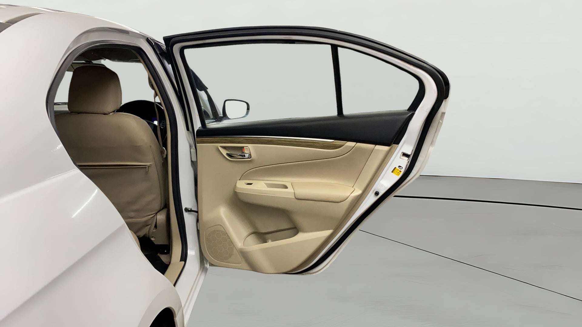 camera-RHS-Rear-Door