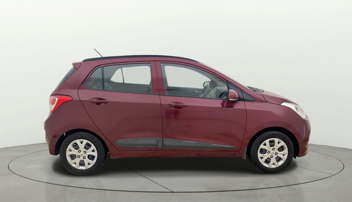 2015 Hyundai Grand i10 SPORTZ 1.2 KAPPA VTVT, CNG, Manual, 1,32,775 km, Right Side View