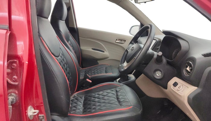 2019 Hyundai NEW SANTRO SPORTZ CNG, CNG, Manual, 1,07,083 km, Right Side Front Door Cabin