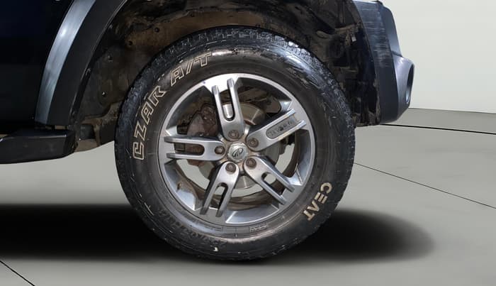 2021 Mahindra Thar LX PETROL HT 4WD AT, Petrol, Automatic, 69,333 km, Right Front Wheel
