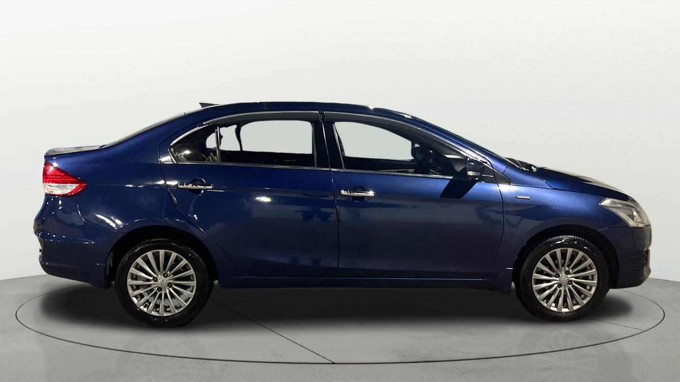 2017 Maruti Ciaz ALPHA DIESEL 1.3, Diesel, Manual, 93,874 km, Right Side View