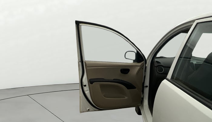 2015 Hyundai i10 MAGNA 1.1, Petrol, Manual, 43,839 km, LHS Front Door