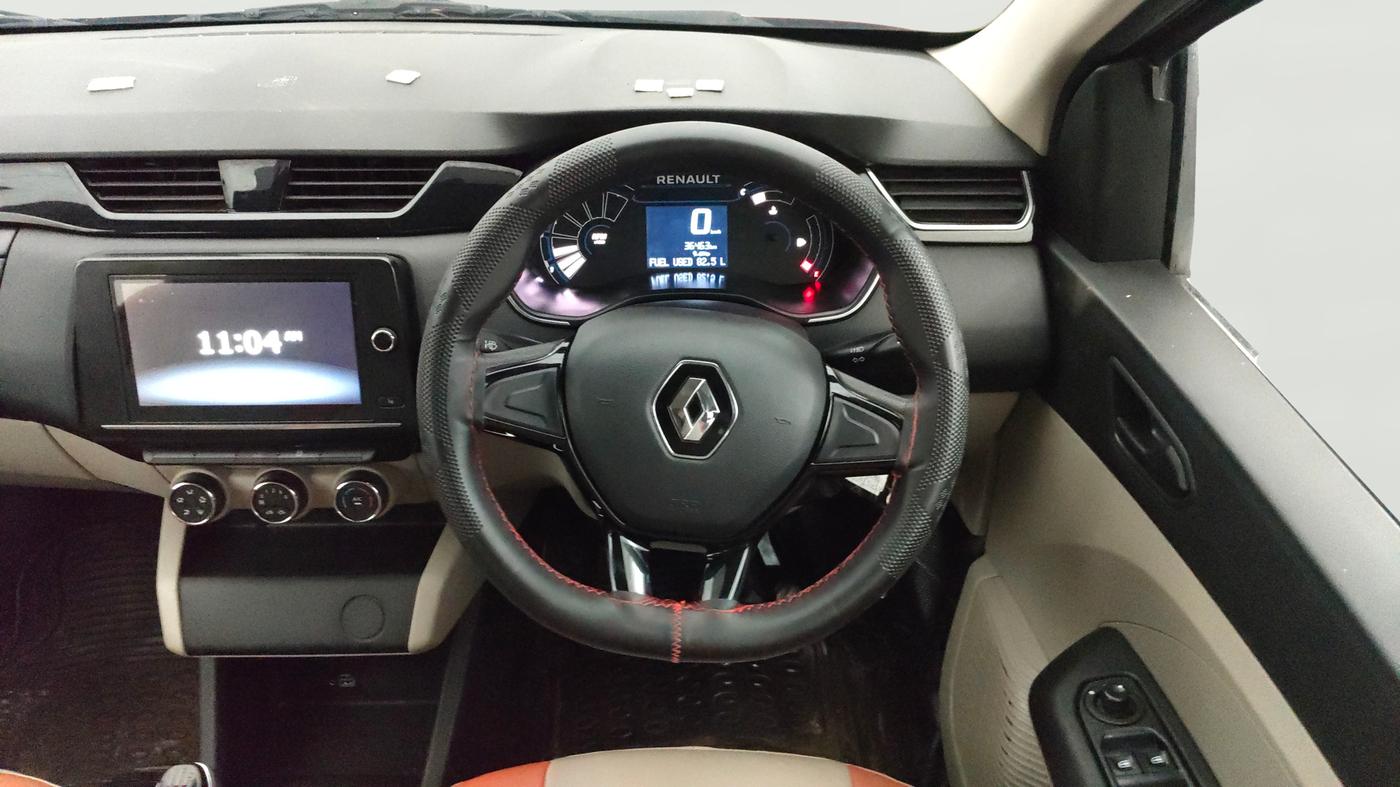 2020 Renault TRIBER RXT, Petrol, Manual, 36,462 km, Steering Wheel Close Up