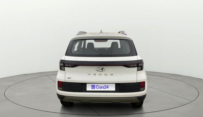2023 Hyundai VENUE SX 1.2 PETROL, Petrol, Manual, 15,640 km, Back/Rear