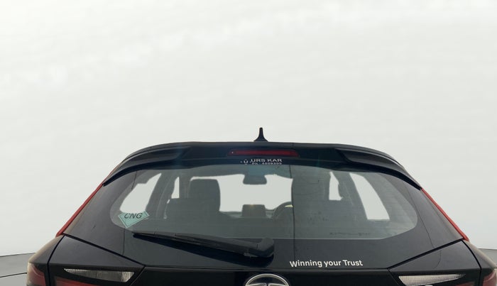 2023 Tata ALTROZ XZ PLUS O SUNROOF CNG, CNG, Manual, 30,355 km, Rear Windshield