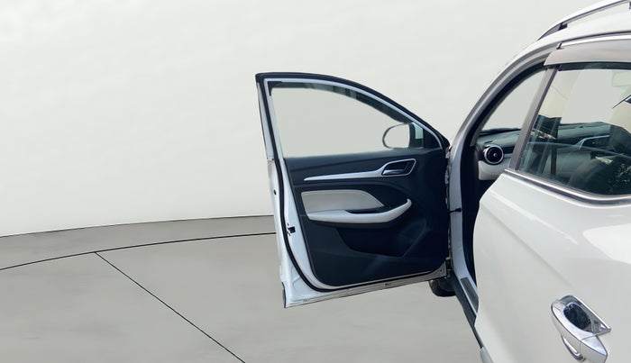 2022 MG ASTOR SUPER 1.5 CVT, Petrol, Automatic, 24,114 km, LHS Front Door