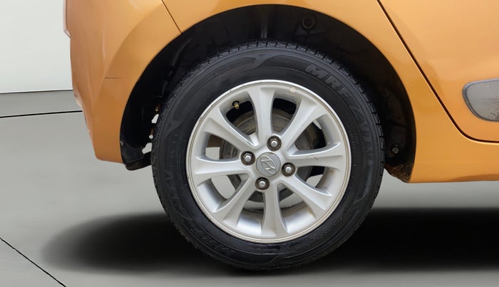 2015 Hyundai Grand i10 ASTA AT 1.2 KAPPA VTVT, Petrol, Automatic, 74,441 km, Right Rear Wheel