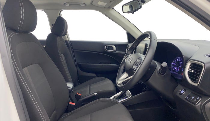 2020 Hyundai VENUE SX PLUS 1.0 TURBO DCT, Petrol, Automatic, 52,075 km, Right Side Front Door Cabin