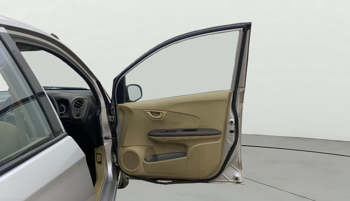 2012 Honda Brio V MT, Petrol, Manual, 95,376 km, RHS Front Door