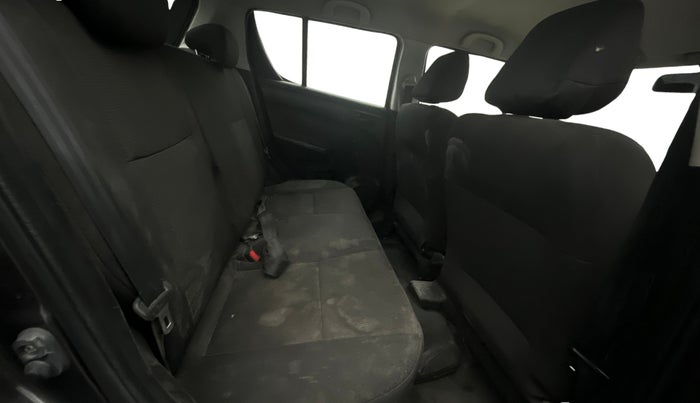 2017 Maruti Swift LXI (O), Petrol, Manual, 38,964 km, Right Side Rear Door Cabin