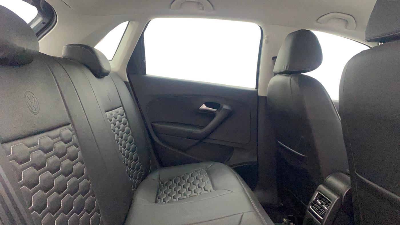 2021 Volkswagen Polo HIGHLINE PLUS 1.0L TSI AT, Petrol, Automatic, 18,556 km, Right Side Rear Door Cabin
