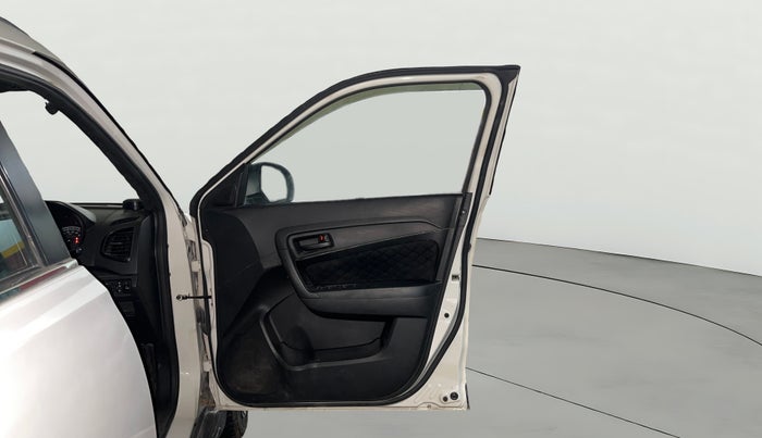 2022 Maruti Vitara Brezza VXI, Petrol, Manual, 44,506 km, RHS Front Door