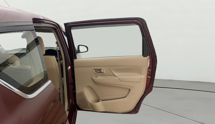 2018 Maruti Ertiga VXI SHVS, CNG, Manual, 94,349 km, RHS Rear Door