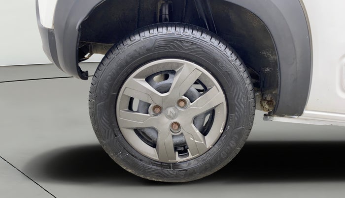 2018 Renault Kwid RXT 1.0 AMT (O), Petrol, Automatic, 30,013 km, Right Rear Wheel