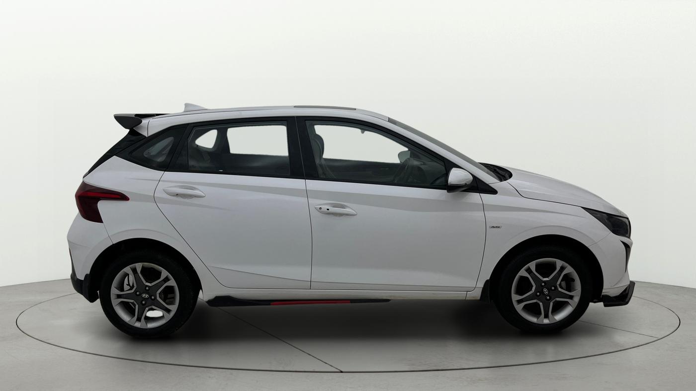 2025 Hyundai NEW I20 Sportz (O) 1.2 IVT, Petrol, Automatic, 11,272 km, Right Side View