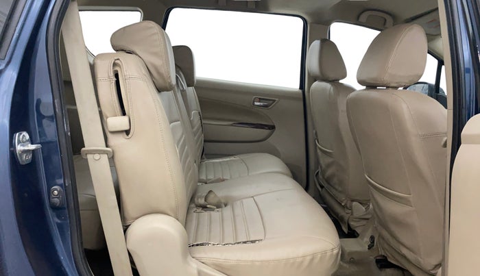 2015 Maruti Ertiga VXI CNG, CNG, Manual, 1,34,238 km, Right Side Rear Door Cabin