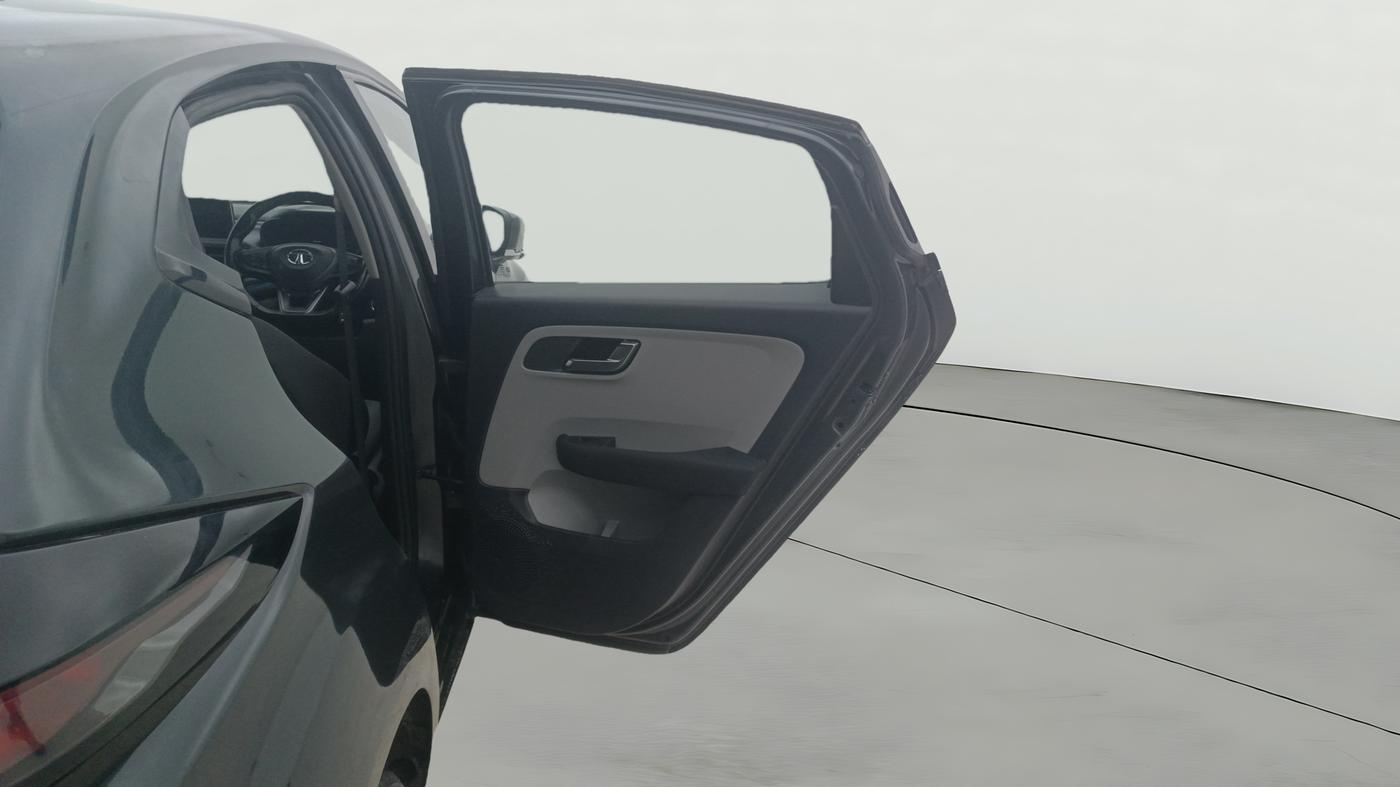 2020 Tata ALTROZ XZ PETROL, Petrol, Manual, 41,857 km, RHS Rear Door