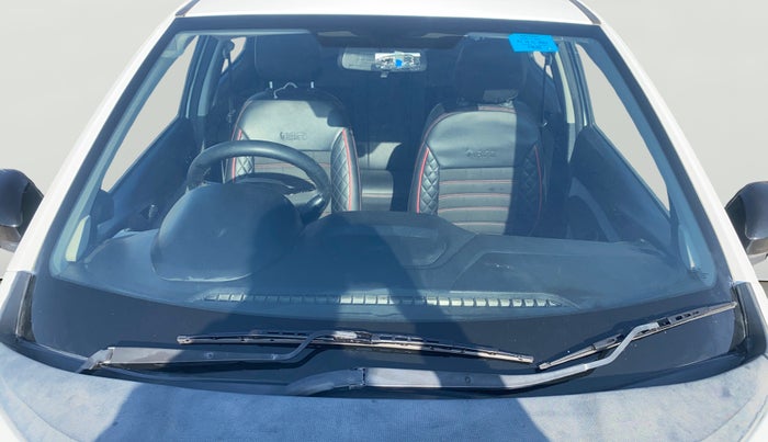 2022 Tata Tiago XT (O) PETROL, Petrol, Manual, 30,136 km, Front Windshield