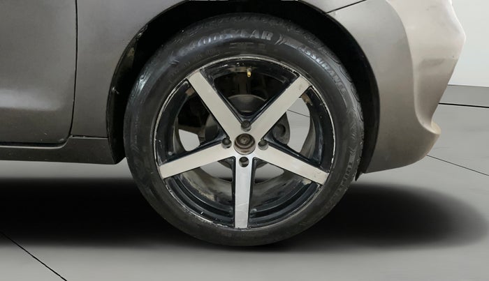 2019 Maruti Baleno DELTA PETROL 1.2, Petrol, Manual, 76,256 km, Right Front Wheel