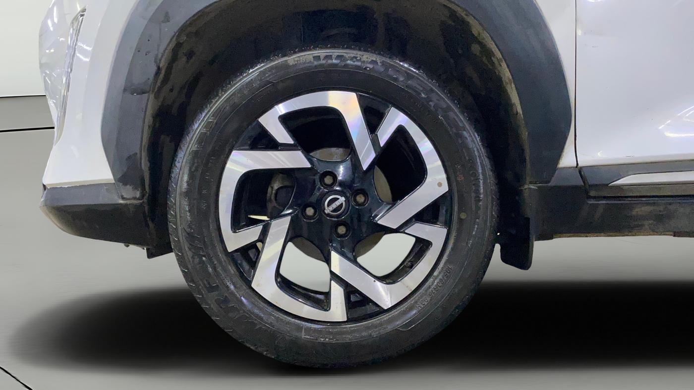 2022 Nissan MAGNITE XV PREMIUM, Petrol, Manual, 13,694 km, Left Front Wheel