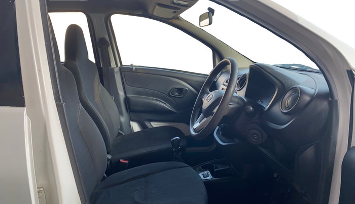 2017 Datsun Redi Go T (O), Petrol, Manual, 56,910 km, Right Side Front Door Cabin