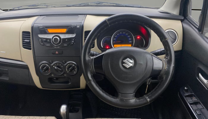 2017 Maruti Wagon R 1.0 VXI + (O) AMT, Petrol, Automatic, 77,337 km, Steering Wheel Close Up