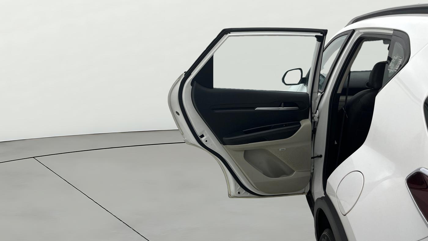 2020 KIA SONET HTX PLUS 1.5, Diesel, Manual, 1,33,523 km, LHS Rear Door