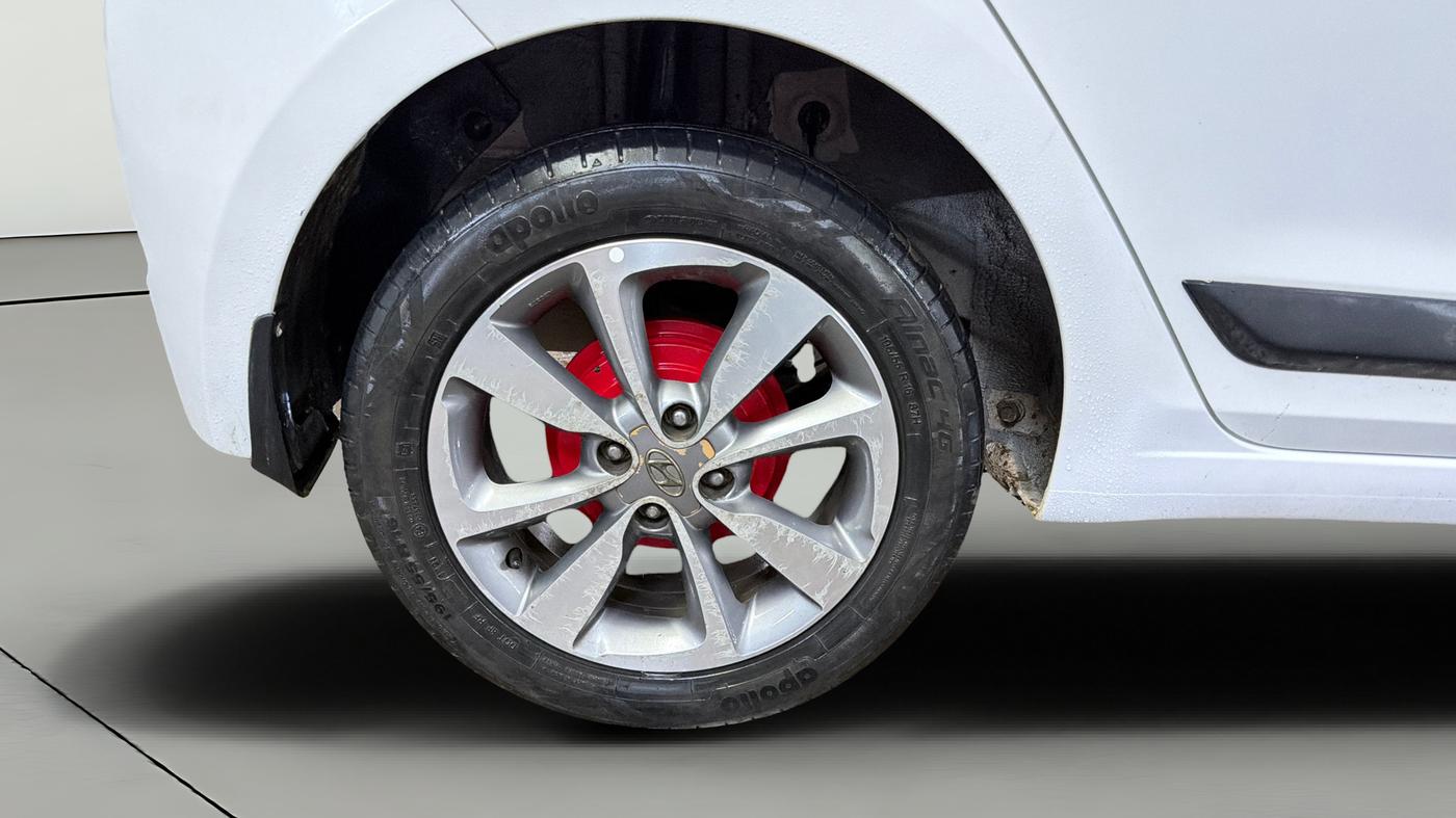 2015 Hyundai Elite i20 ASTA 1.2, Petrol, Manual, 49,557 km, Right Rear Wheel