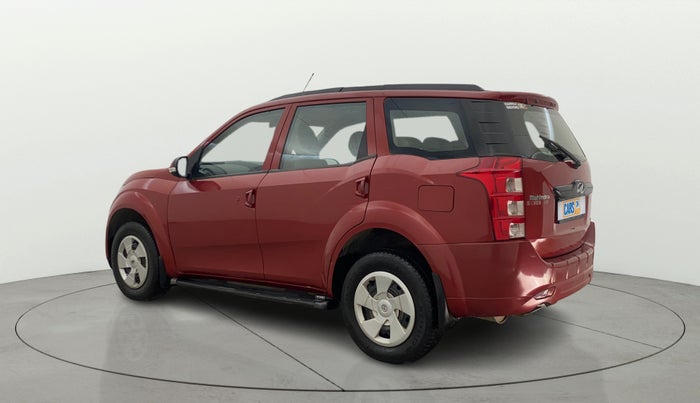 2016 Mahindra XUV500 W4, Diesel, Manual, 1,02,852 km, Left Back Diagonal