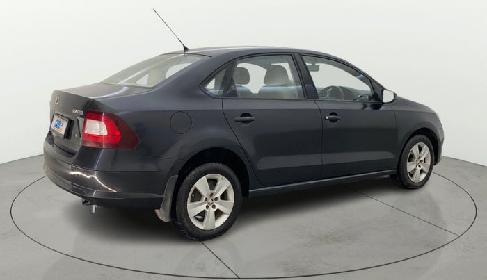 2017 Skoda Rapid AMBITION 1.6 MPI MT, Petrol, Manual, 1,19,944 km, Right Back Diagonal