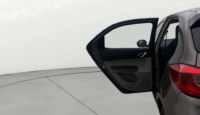 2017 Tata Tiago XZA PETROL, Petrol, Automatic, 47,343 km, LHS Rear Door