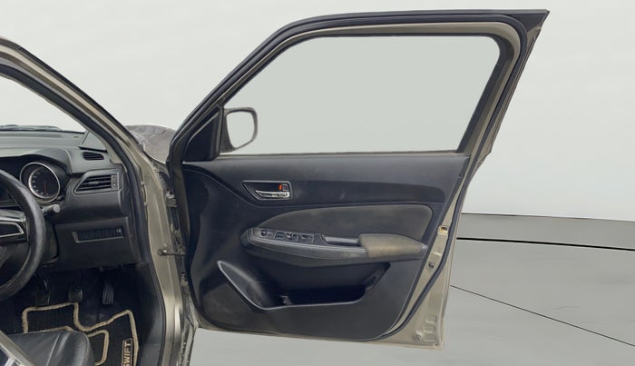 2018 Maruti Swift VXI, Petrol, Manual, 64,460 km, RHS Front Door