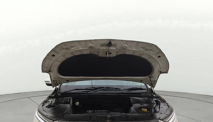 2020 MG HECTOR SHARP 2.0 DIESEL, Diesel, Manual, 1,17,192 km, Open Bonet
