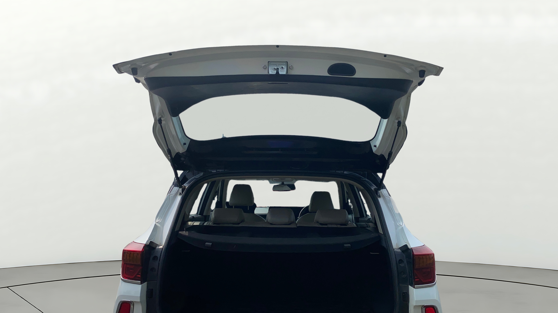 camera-Boot-Door-Open