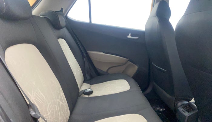 2016 Hyundai Grand i10 ASTA 1.2 KAPPA VTVT, Petrol, Manual, 54,873 km, Right Side Rear Door Cabin