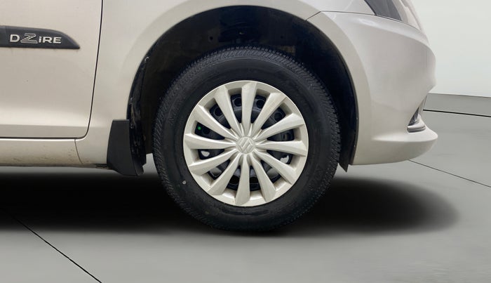 2016 Maruti Swift Dzire VXI, Petrol, Manual, 31,214 km, Right Front Wheel