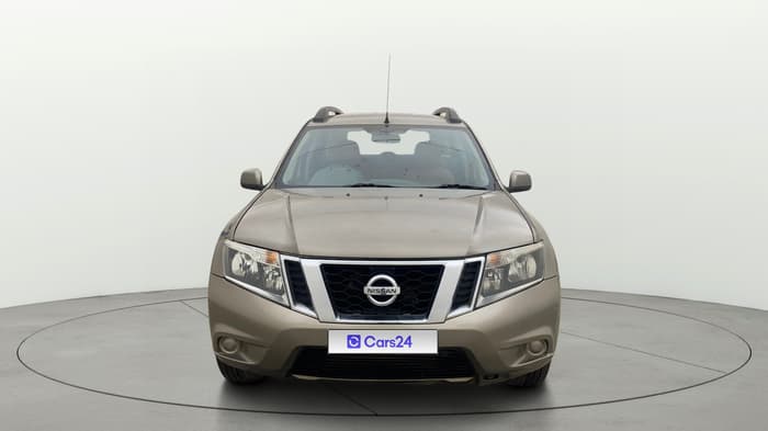2015 Nissan Terrano XE (D), Diesel, Manual, 1,22,061 km, Front
