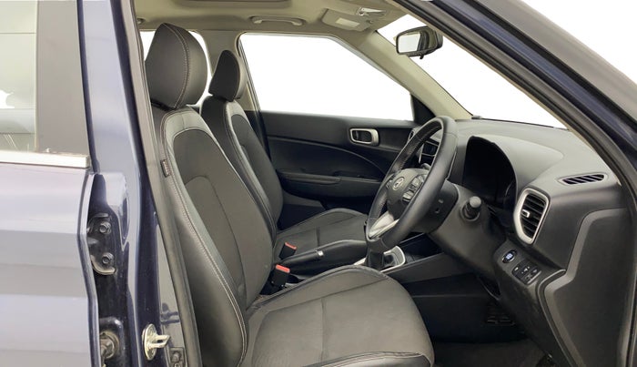 2019 Hyundai VENUE SX 1.0 (O) TURBO, Petrol, Manual, 50,872 km, Right Side Front Door Cabin