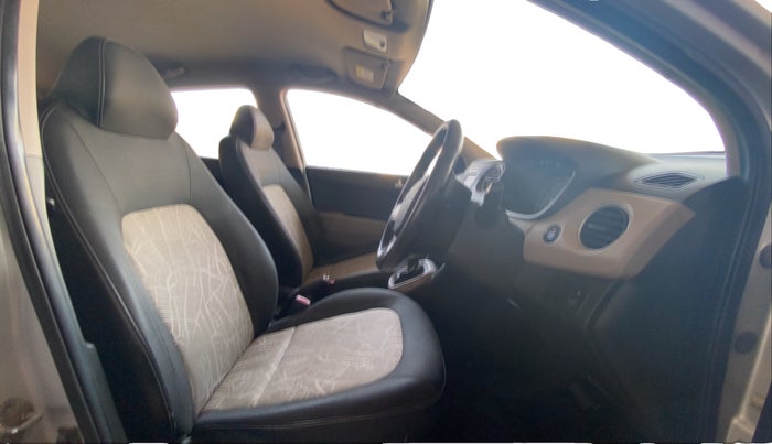 2016 Hyundai Grand i10 ASTA (O) AT 1.2 KAPPA VTVT, Petrol, Automatic, 88,175 km, Right Side Front Door Cabin