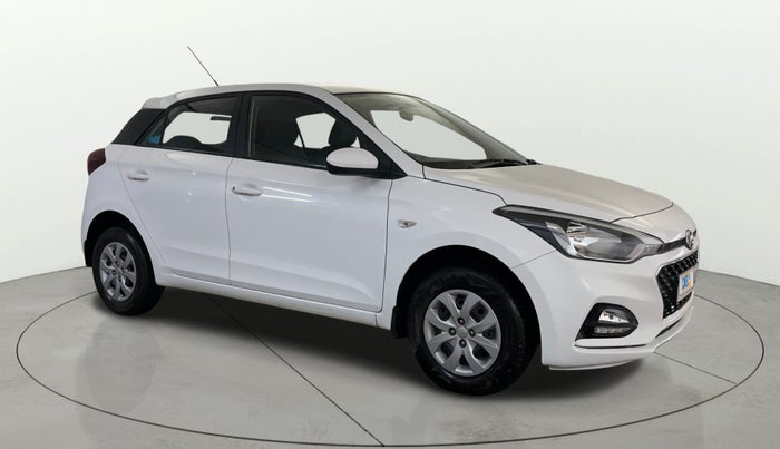 2020 Hyundai Elite i20 MAGNA PLUS 1.2, Petrol, Manual, 28,357 km, Right Front Diagonal
