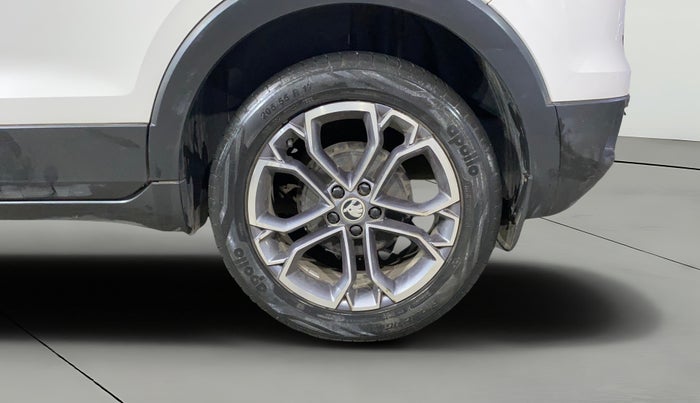 2022 Skoda KUSHAQ STYLE 1.5L TSI MT, Petrol, Manual, 21,417 km, Left Rear Wheel