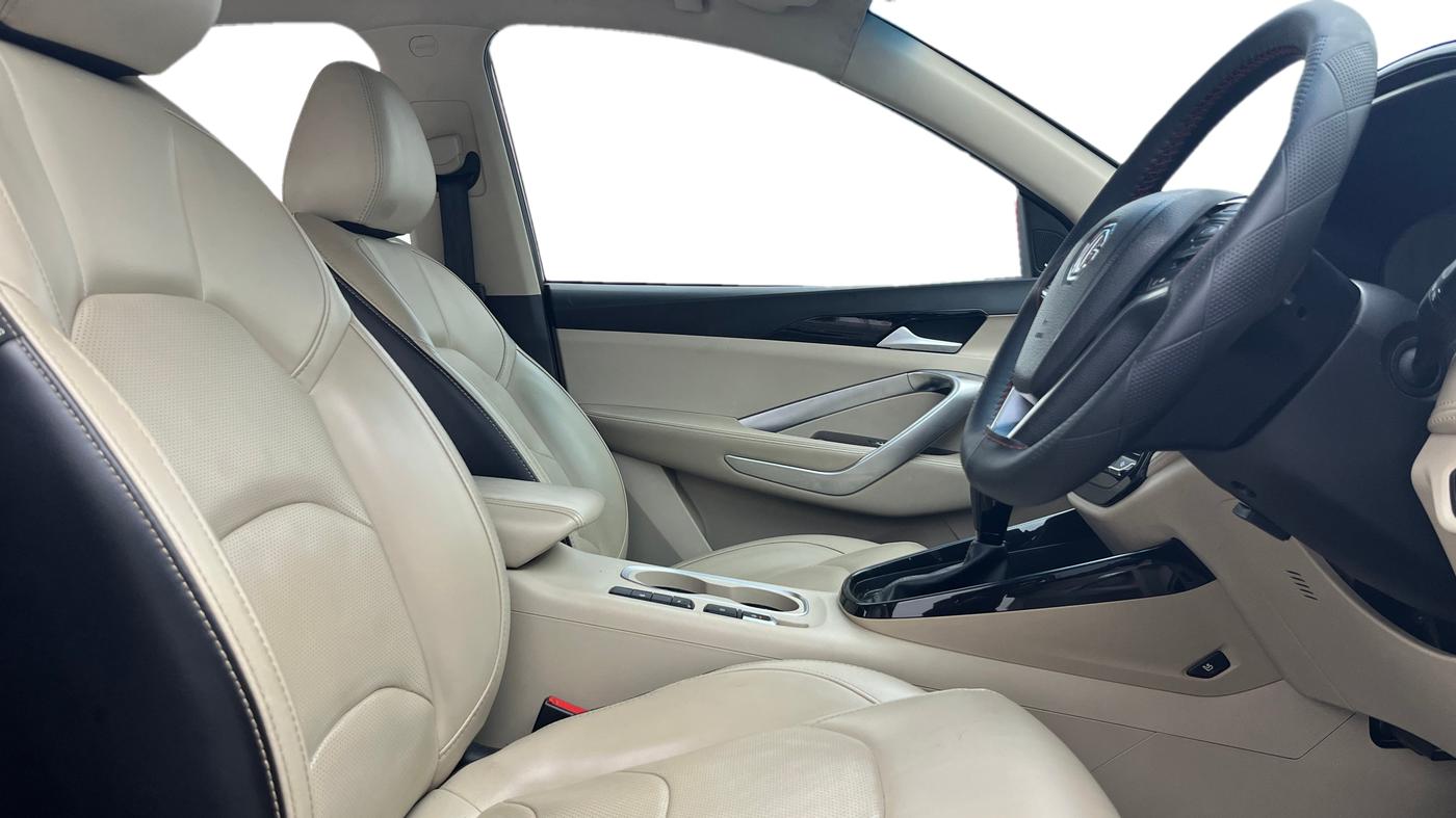 2021 MG HECTOR SHARP 1.5 DCT PETROL, Petrol, Automatic, 39,739 km, Right Side Front Door Cabin