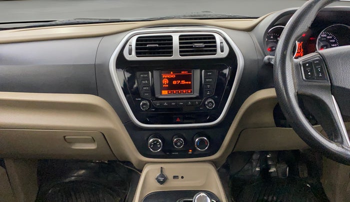 2017 Mahindra TUV300 T8 AMT, Diesel, Automatic, 1,35,545 km, Air Conditioner