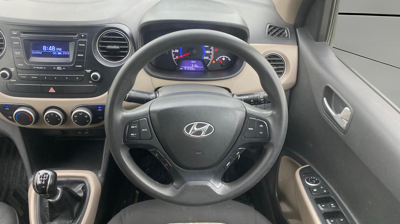 2015 Hyundai Grand i10 SPORTZ 1.1 CRDI, Diesel, Manual, 97,024 km, Steering Wheel Close Up