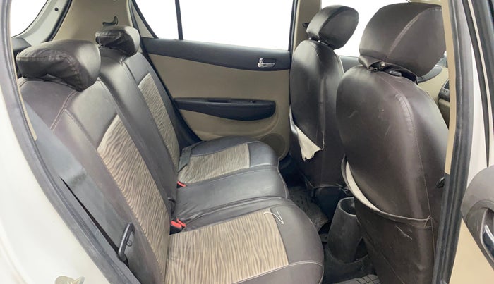 2014 Hyundai Elite i20 ASTA 1.2, Petrol, Manual, 66,959 km, Right Side Rear Door Cabin