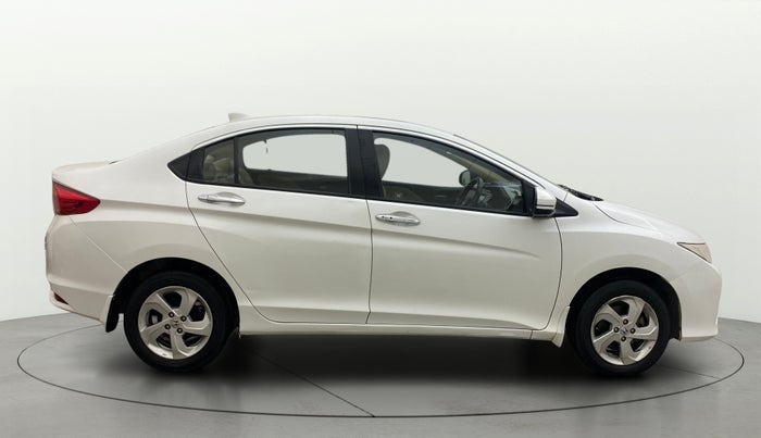 2016 Honda City 1.5L I-VTEC VX (O) MT, Petrol, Manual, 1,20,304 km, Right Side View