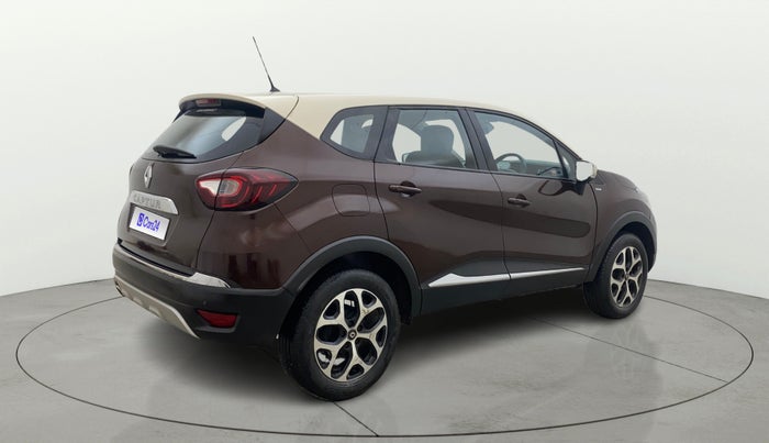 2017 Renault Captur RXT PETROL DUAL TONE, Petrol, Manual, 53,644 km, Right Back Diagonal