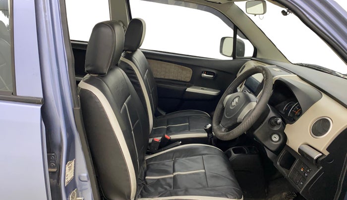2013 Maruti Wagon R 1.0 VXI, Petrol, Manual, 31,278 km, Right Side Front Door Cabin