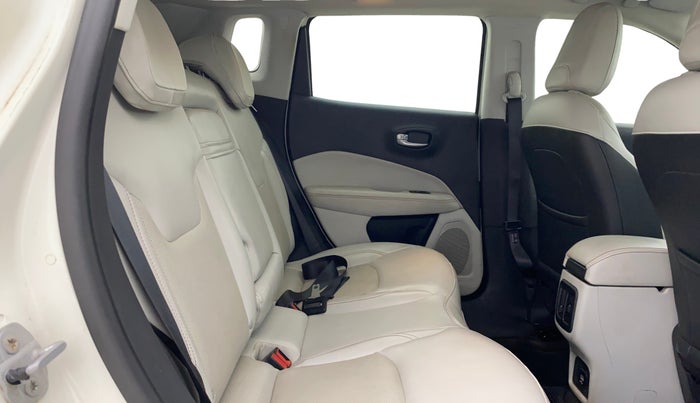 2018 Jeep Compass LIMITED 2.0 DIESEL, Diesel, Manual, 83,385 km, Right Side Rear Door Cabin
