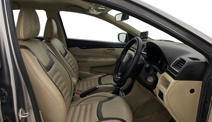 2017 Maruti Ciaz DELTA 1.4 AT PETROL, Petrol, Automatic, 61,821 km, Right Side Front Door Cabin